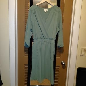 Sage green paper bag waist 3/4 sleeve sundress